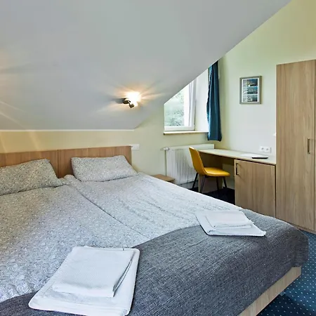 Olkuska 107 A 3* グディニャ